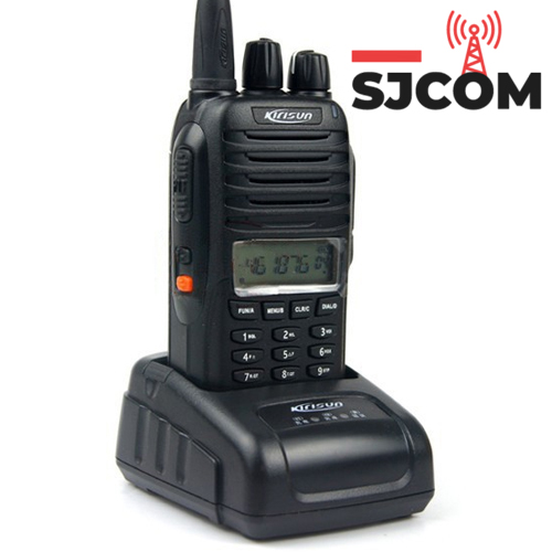 El Kirusun PT-3800 es un radio portátil que se destaca por su tamaño compacto, tecnología avanzada y funcionamiento confiable. Es fácil de usar y cuenta con 99 canales, lo que lo hace adecuado para diversas aplicaciones. Viene con una banda VHF de frecuencia preprogramable y un cargador rápido de mesa, además de una batería de Li-Ion<br />
