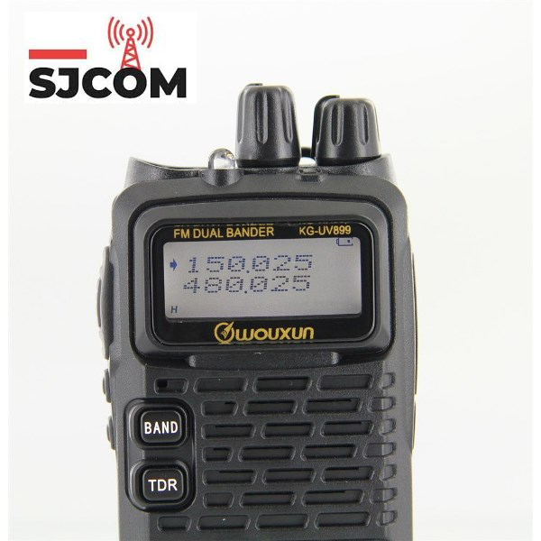 Radio portatil Wouxun KG UV899 de VHF y UHF con  5 W y 4 W de potencia, 199 canales de memoria, radio de FM comercial, incluye CTCSS y DCS, batería de litio con 7.4 V y 1300 mAh.